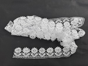 Bild 1 Guipure Weiß 3,5 cm breit Nr. 27