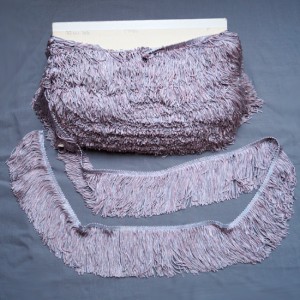 Bild 1 Fransenborte Drellierfranse Lila 90 mm breit