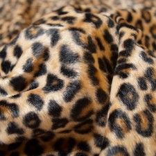 Bild 1 Fellimitat Leopard