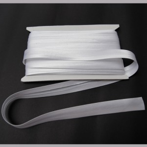 Bild 1 Schrägband Satin Weiß gefälzt 15 mm breit
